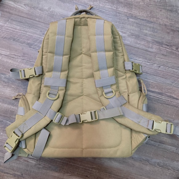 Tactical Backpack - Picture 2 of 6